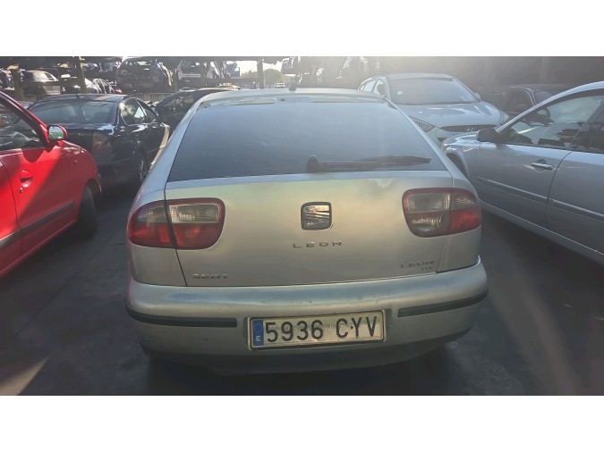 PARAGOLPES TRASERO SEAT LEON 2003
