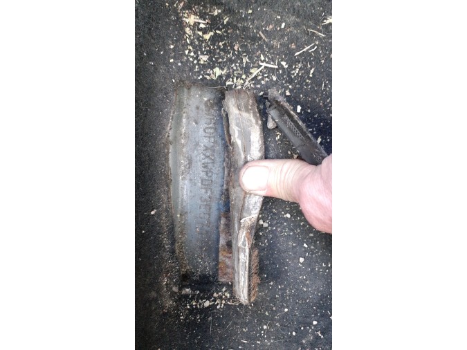 FARO DELANTERO IZQUIERDO FORD FOCUS 2003