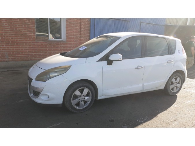 MANDO ELEVALUNAS RENAULT SCÉNIC 2009
