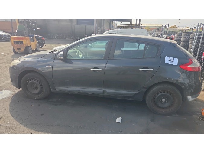 MANDO ELEVALUNAS RENAULT MÉGANE 2010