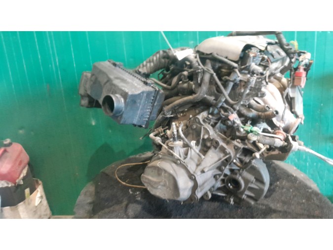 Motor PEUGEOT 406 2001
