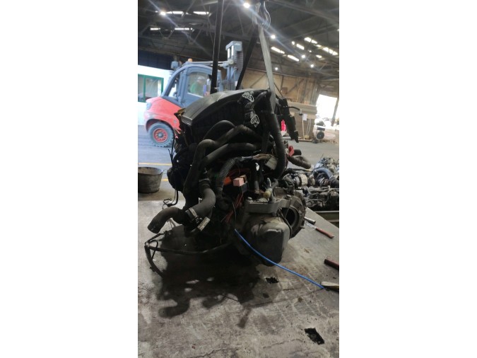 Motor RENAULT CLIO 2007