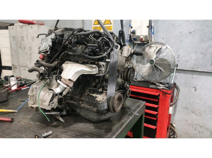 Motor RENAULT CLIO 2007
