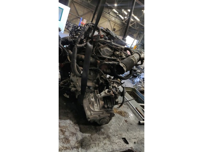 MOTOR CON ACCESORIOS Y CAJA DE CAMBIOS CITROEN C4 2007