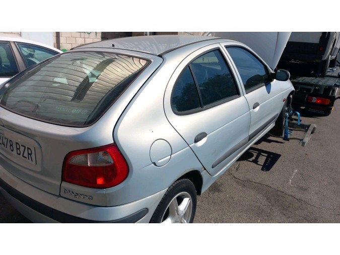 FARO DELANTERO IZQUIERDO RENAULT MÉGANE 2002