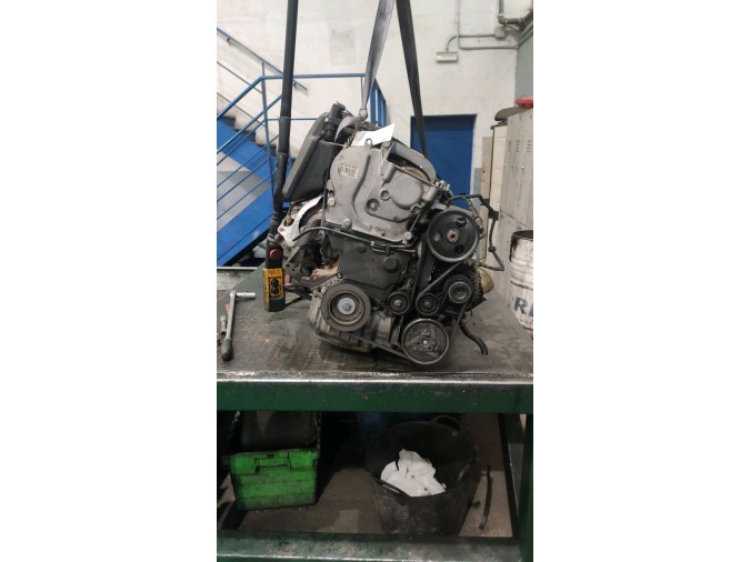 Motor RENAULT MÉGANE 2002