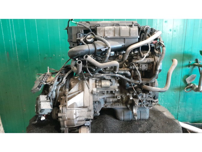 MOTOR CON ACCESORIOS Y CAJA DE CAMBIOS FORD FIESTA 0