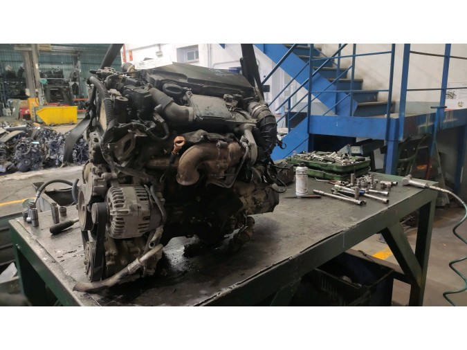 Motor PEUGEOT 207 2006
