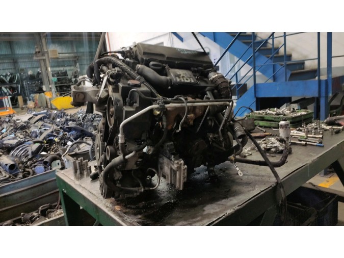 Motor PEUGEOT 206 0