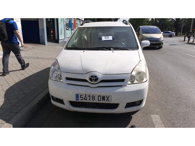 FARO DELANTERO DERECHO TOYOTA COROLLA VERSO 2006