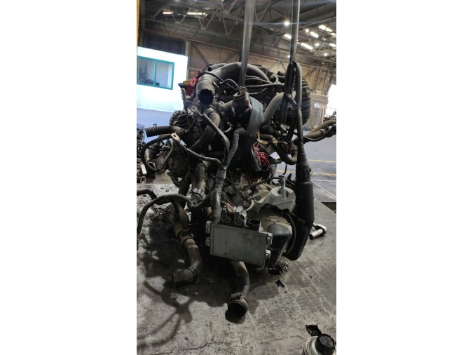 MOTOR CON ACCESORIOS Y CAJA DE CAMBIOS RENAULT WIND 2010