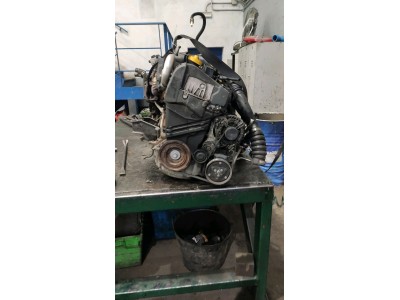 Motor RENAULT CLIO 2009