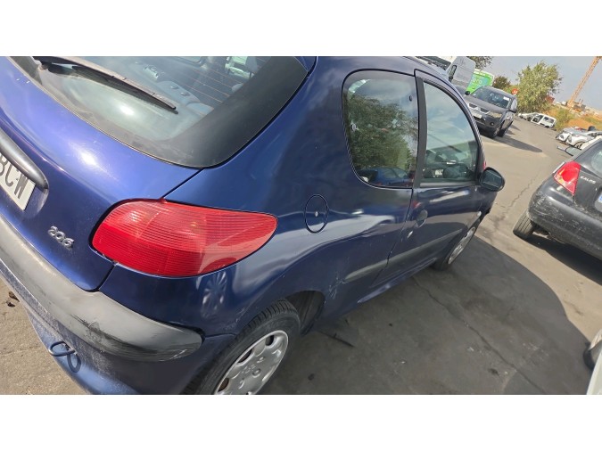 ELEVALUNAS DELANTERO DERECHO PEUGEOT 206 2000
