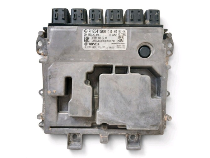 CENTRALITA MOTOR UCE MERCEDES A 200 D 2024