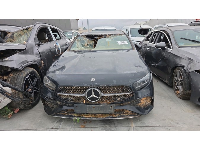 CENTRALITA MOTOR UCE MERCEDES A 200 D 2024
