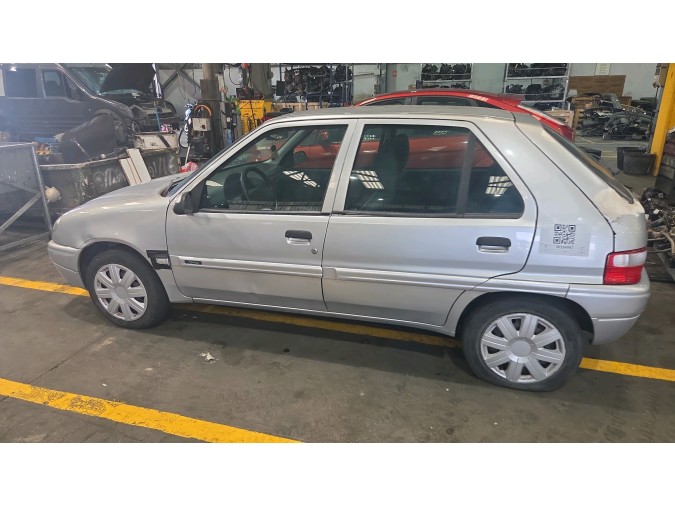 FARO DELANTERO DERECHO CITROEN SAXO 2002