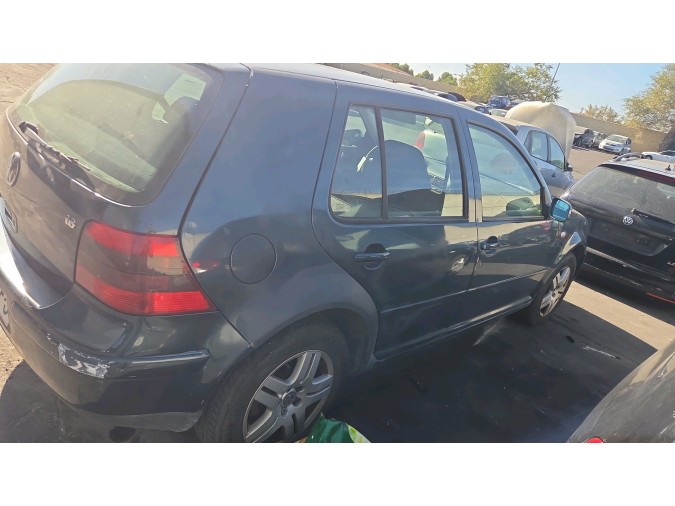 FARO DELANTERO DERECHO VOLKSWAGEN GOLF 2001