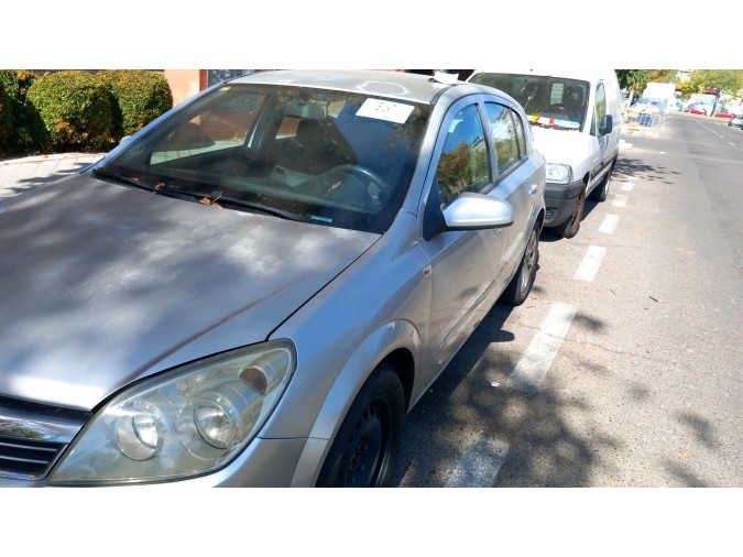 CERRADURA PORTÓN TRASERO OPEL ASTRA 2008