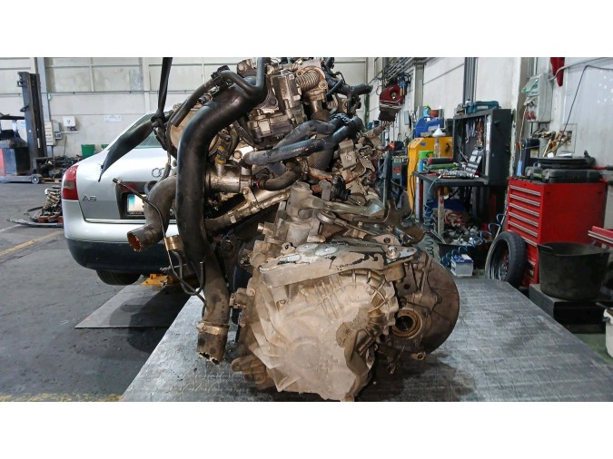 MOTOR CON ACCESORIOS Y CAJA DE CAMBIOS FIAT GRANDE PUNTO 2006