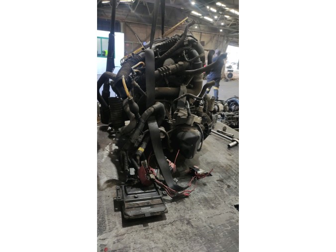 Motor RENAULT CLIO 2007