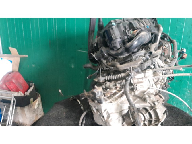 MOTOR CON ACCESORIOS Y CAJA DE CAMBIOS PEUGEOT 107 2008