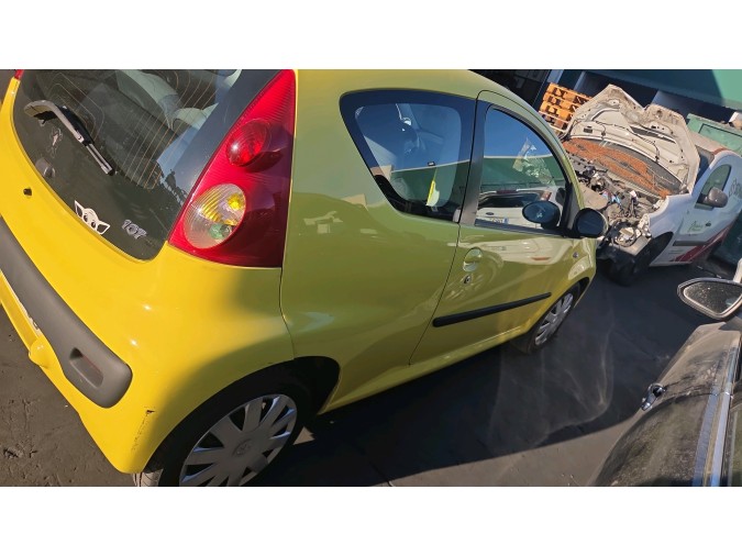 ELEVALUNAS DELANTERO DERECHO PEUGEOT 107 2008