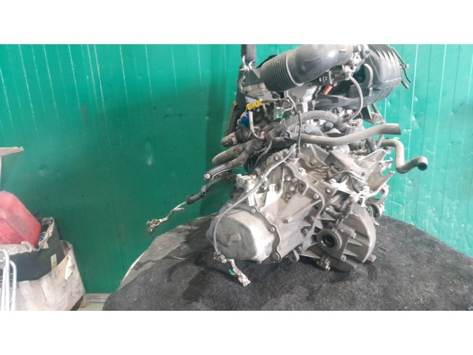 MOTOR CON ACCESORIOS SIN CAJA DE CAMBIOS PEUGEOT 307 2003