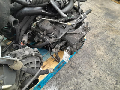 CAJA CAMBIOS RENAULT LAGUNA 2000