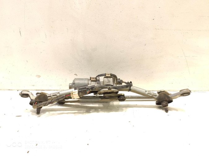 Motor Limpiaparabrisas delantero TOYOTA AVENSIS 2009