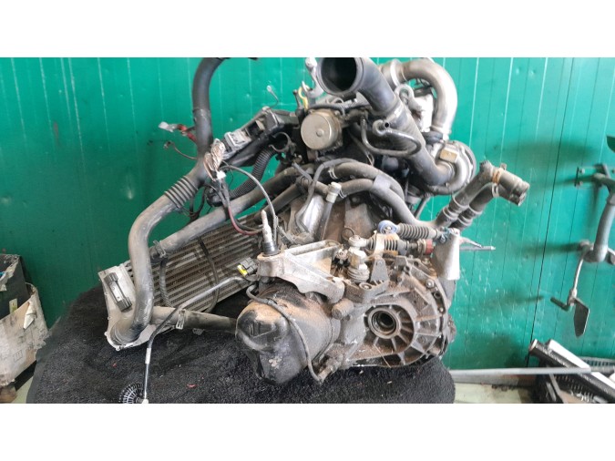 Motor RENAULT MÉGANE 2005