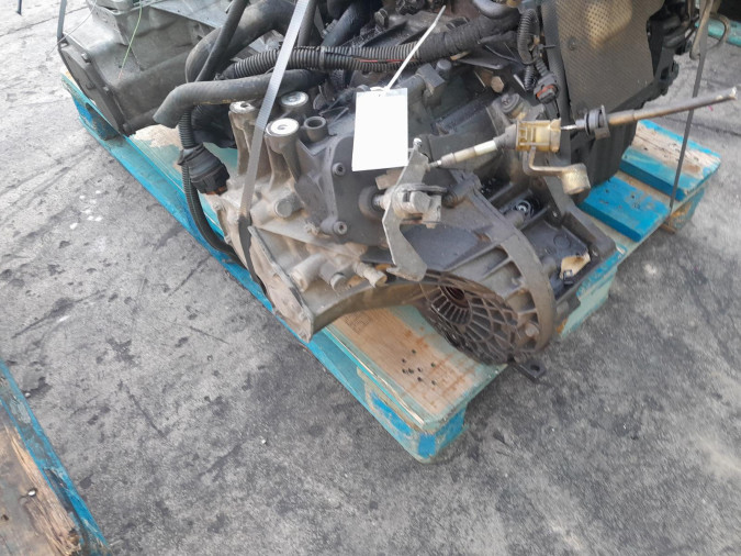 CAJA CAMBIOS OPEL ZAFIRA 1999