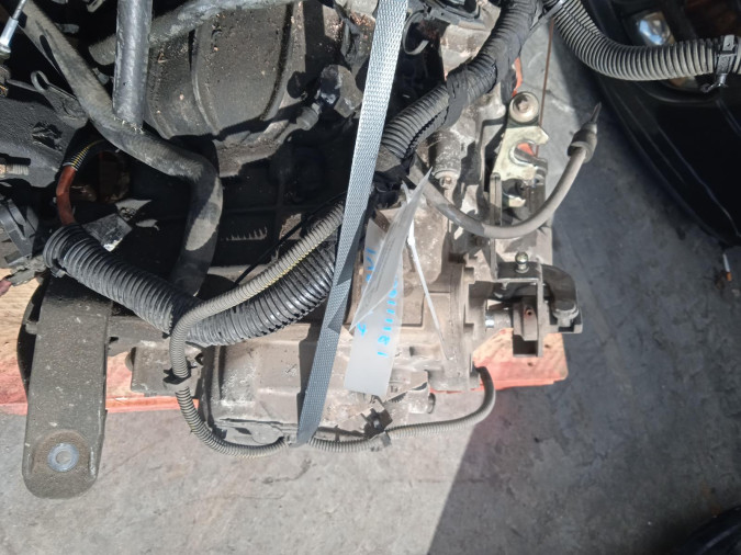 CAJA CAMBIOS OPEL VECTRA 2000