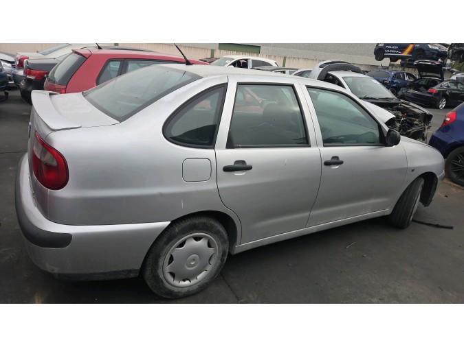 CENTRALITA MOTOR UCE SEAT CORDOBA 2001