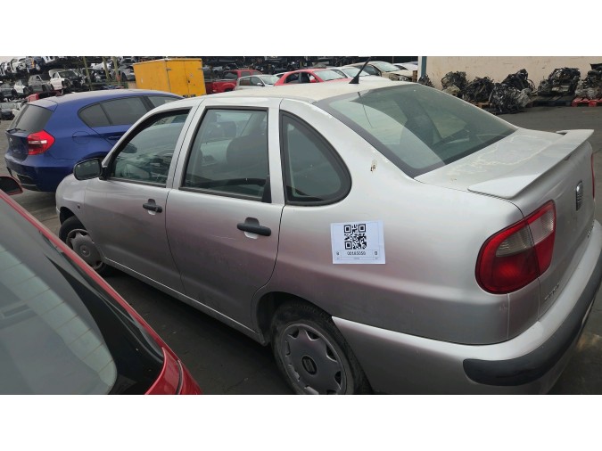 ELEVALUNAS DELANTERO DERECHO SEAT CORDOBA 2001
