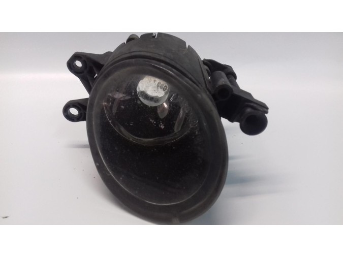 FARO ANTINIEBLA DELANTERO DERECHO AUDI A4 2004