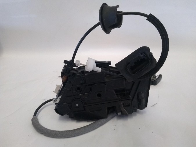 CERRADURA PUERTA DELANTERA DERECHA SEAT LEON 2016