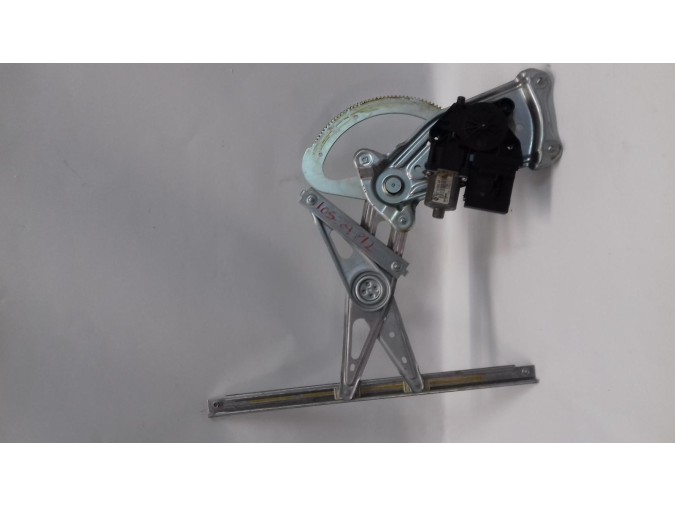ELEVALUNAS DELANTERO DERECHO RENAULT SCENIC 2010