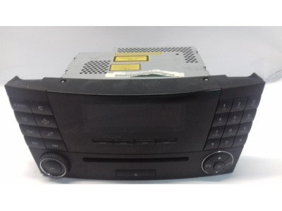 RADIO CD MERCEDES CLASE E 2003