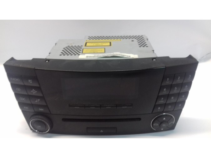 RADIO CD MERCEDES CLASE E 2003