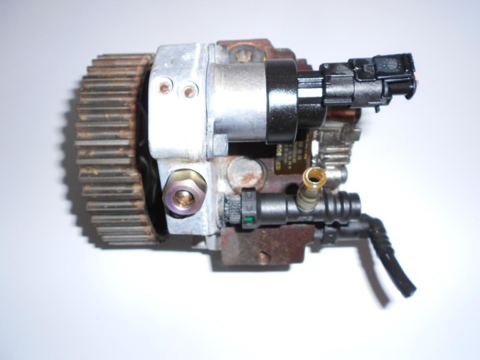 BOMBA INYECCIÓN RENAULT LAGUNA 2002