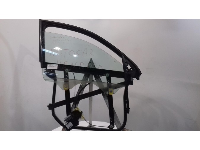 ELEVALUNAS DELANTERO DERECHO SKODA ROOMSTER 2008
