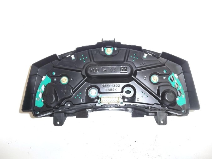 CUADRO INSTRUMENTOS OPEL MERIVA