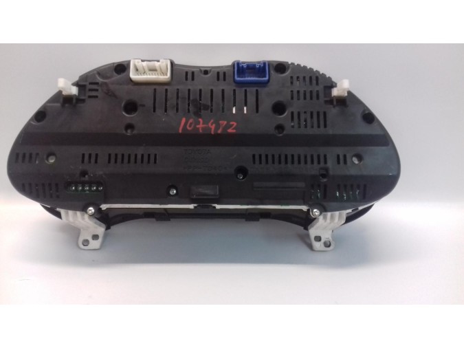 CUADRO INSTRUMENTOS TOYOTA AVENSIS 2006