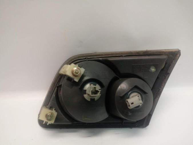 PILOTO TRASERO IZQUIERDO MAZDA 6 2004