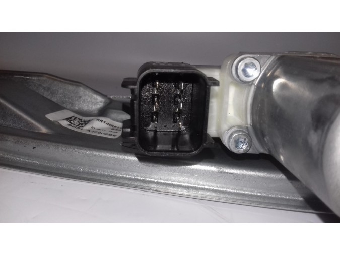 ELEVALUNAS TRASERO DERECHO FORD FOCUS 2017