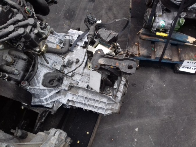 CAJA CAMBIOS FORD MONDEO 2000