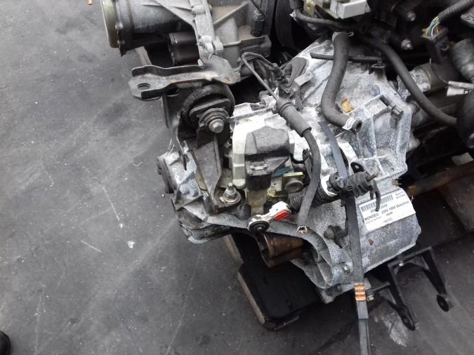 CAJA CAMBIOS FORD MONDEO 2000