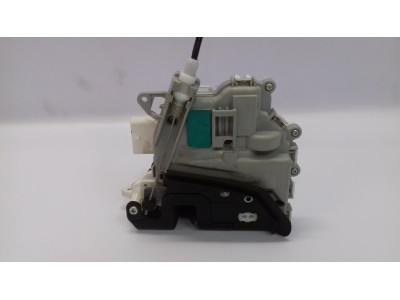 CERRADURA PUERTA DELANTERA DERECHA AUDI Q5 2015