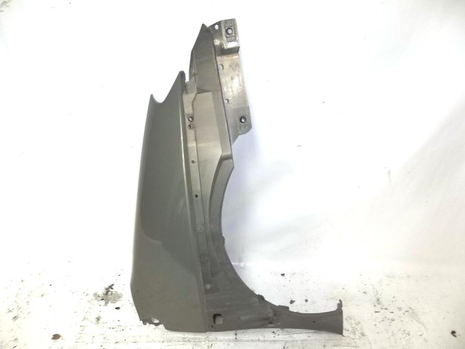 ALETA DELANTERA DERECHA RENAULT SCENIC RX4 2001