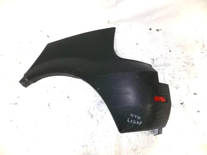 PUNTA IZQUIERDA PARAGOLPES TRASERO RENAULT SCENIC RX4 2001